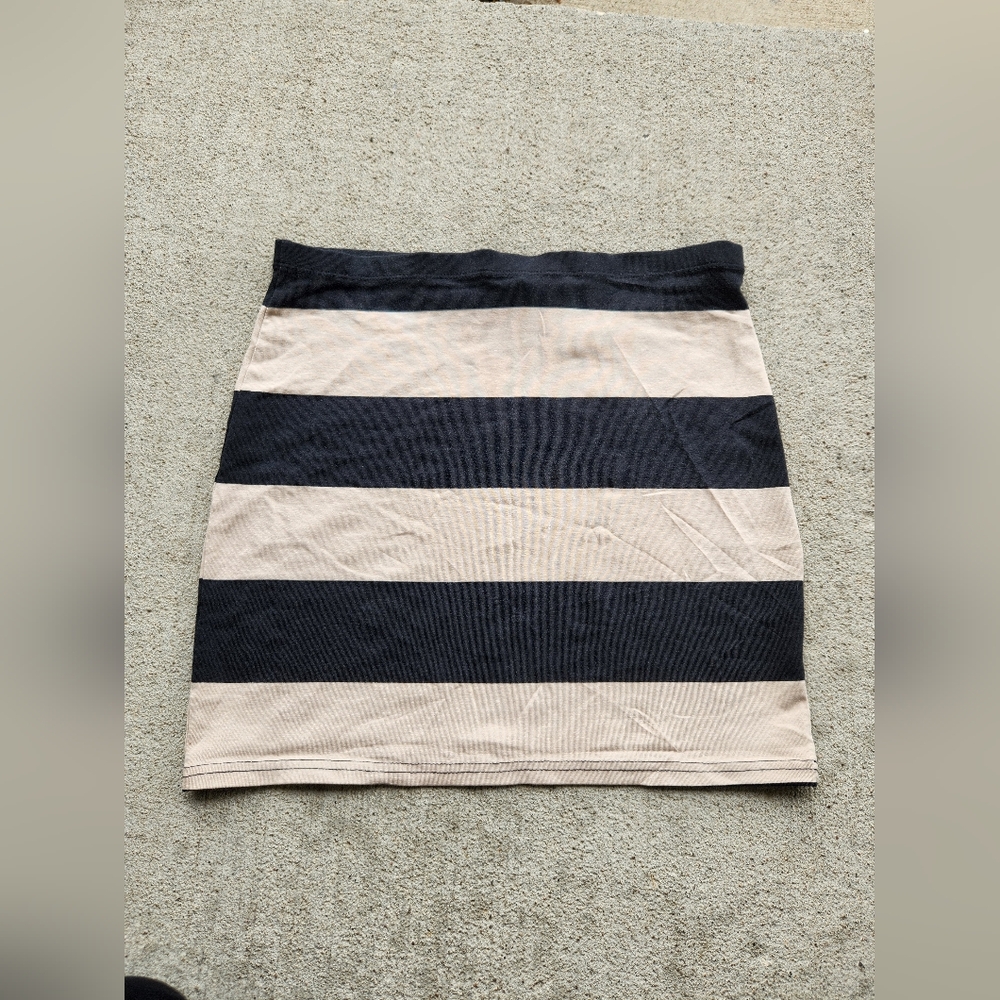 Divided mini skirt size 8 by H&M